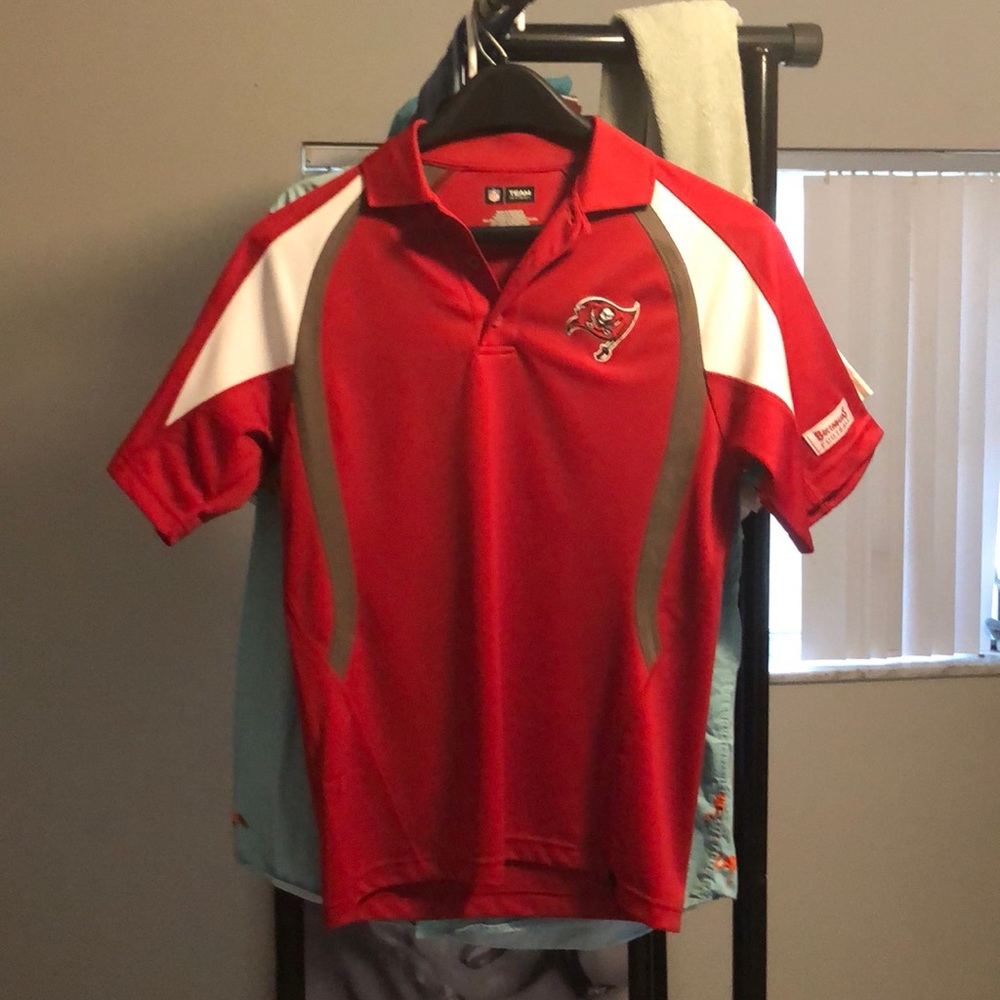 NFL Team Apparel Buccaneers Collar Short Sleeve